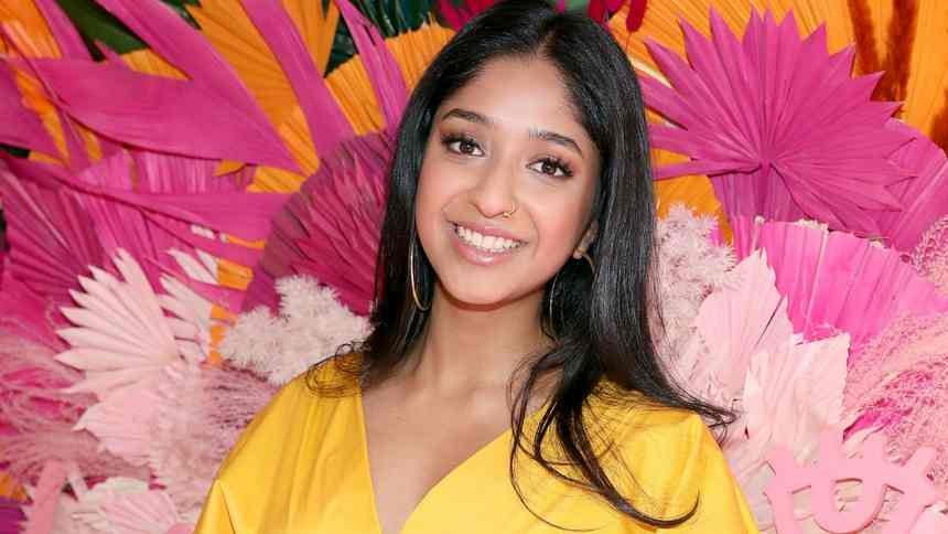 Maitreyi Ramakrishnan Says This $21 Eyeliner Is the Most Exact